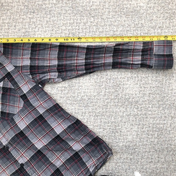 American Rag Plaid Gray Black Red Long Sleeve Button Shirt Men's Medium - Picture 10 of 11